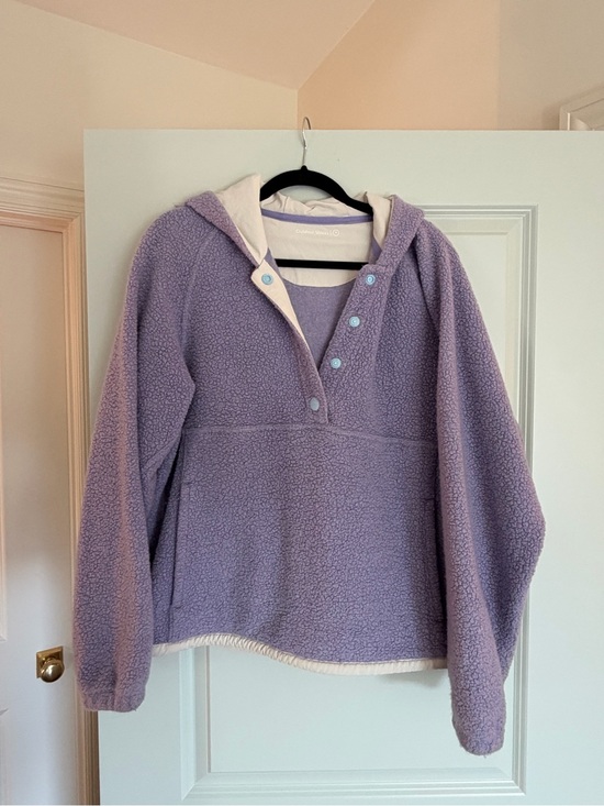 Outdoor Voices Tops - Outdoor Voices OG fleece in purple
